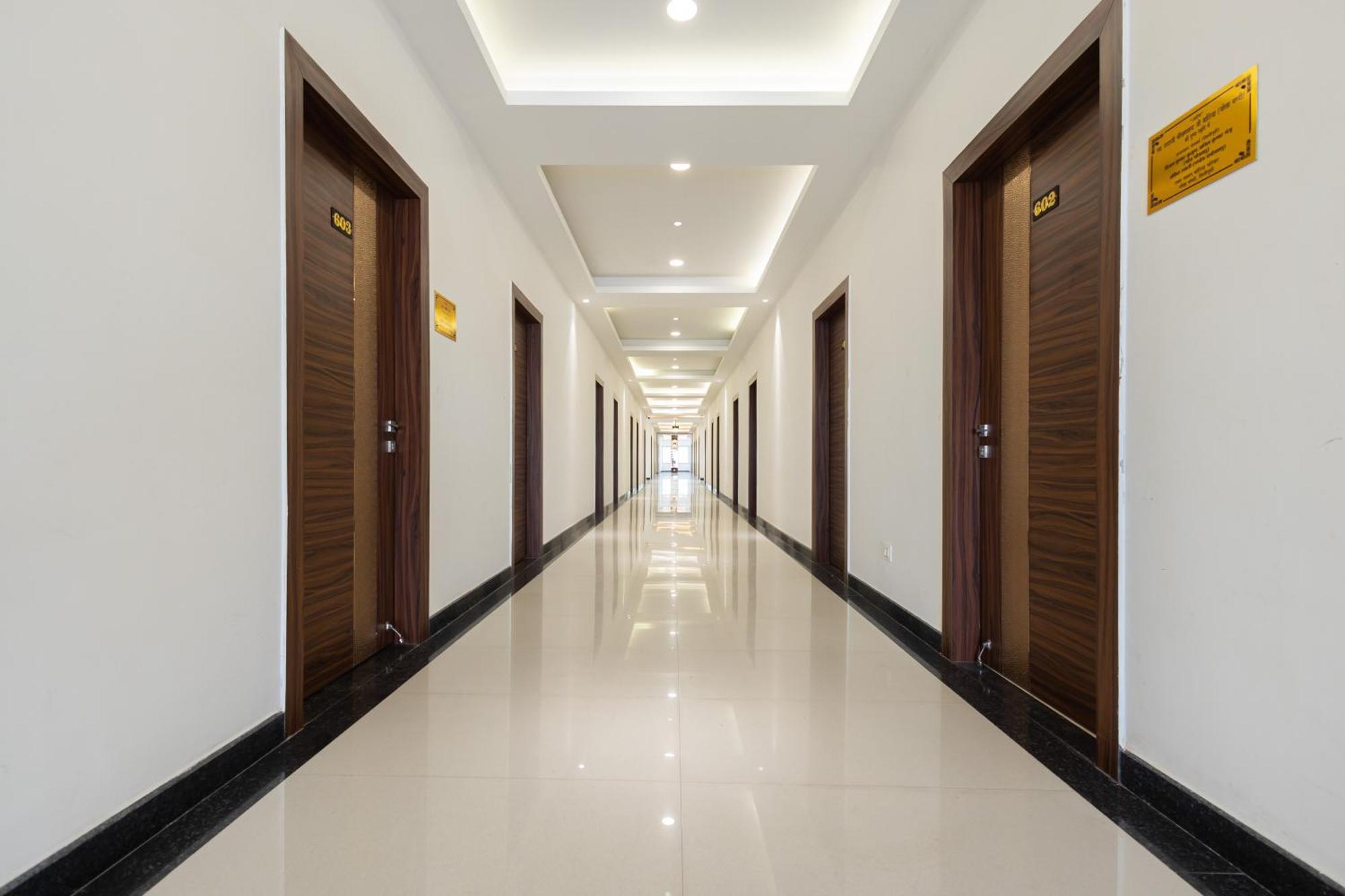Maryada Maitri Resort -100 Rooms & 3 Banquets Siliguri Εξωτερικό φωτογραφία